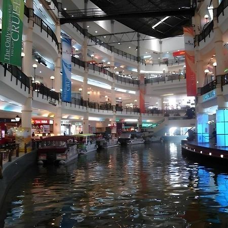Serdang Business Hotel Seri Kembangan Kültér fotó