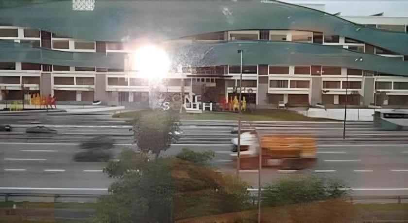Serdang Business Hotel Seri Kembangan Kültér fotó